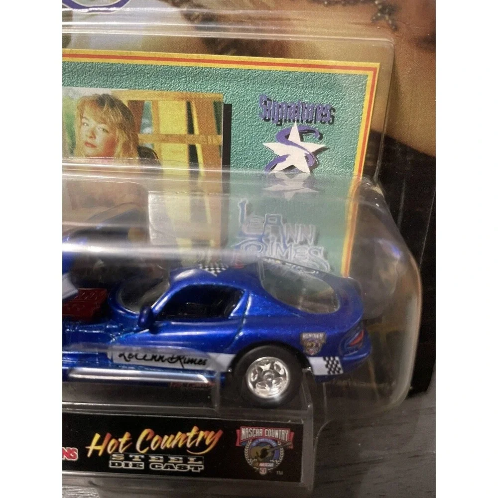 1998 Hot Country LeAnn Rimes Dodge Viper Nascar Country Racing Champions